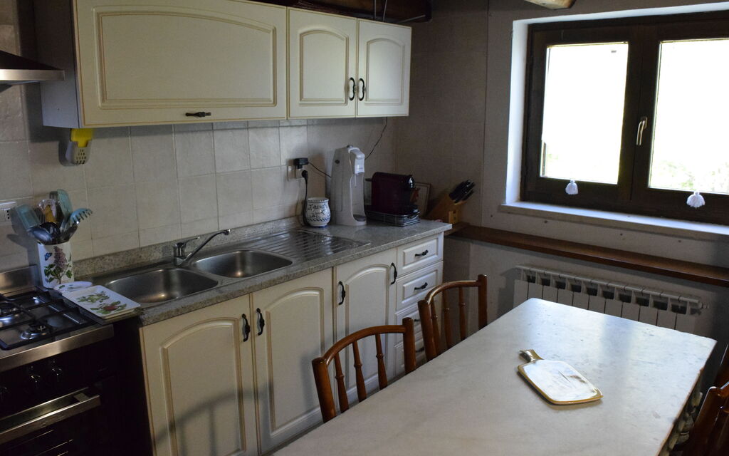 Villa Nasca Countryside and Pool: Autumn, Kitchen, Spring, Summer