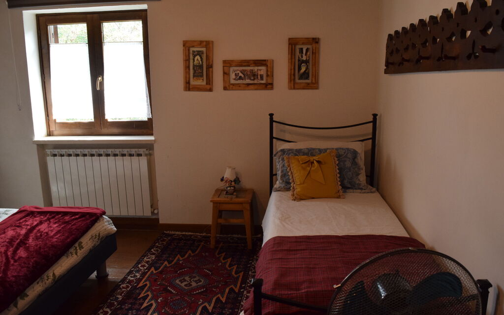 Villa Nasca Countryside and Pool: Autumn, Bedroom, Spring, Summer