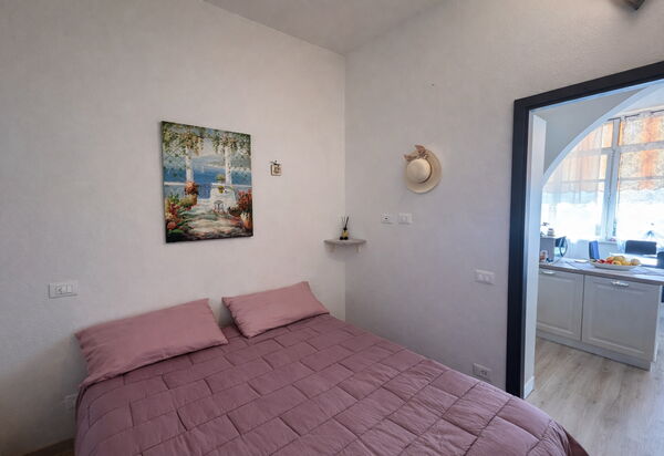 Casa di Bruna Seaview, Albenga: Autumn, Bedroom, Spring, Summer