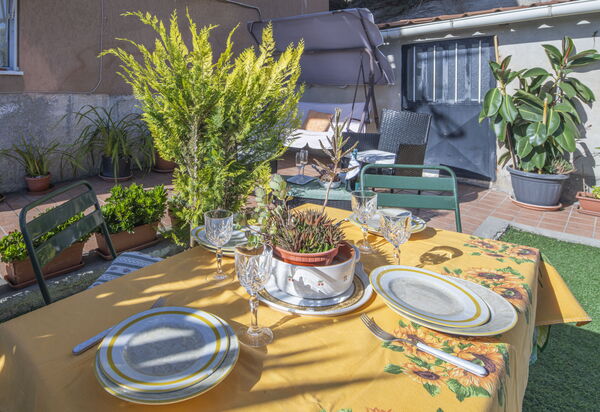Casa di Bruna Seaview, Albenga: Autumn, Garden, Spring, Summer