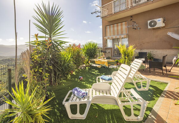 Casa di Bruna Seaview, Albenga: Autumn, Balcony / Terrace / Patio, Scenic View, Spring, Summer