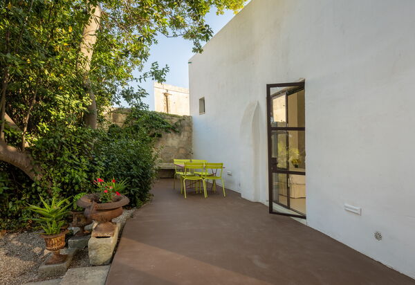 Casa Corte - Palazzo Villani Lubelli: Autunno, Estate, Esterni, Primavera