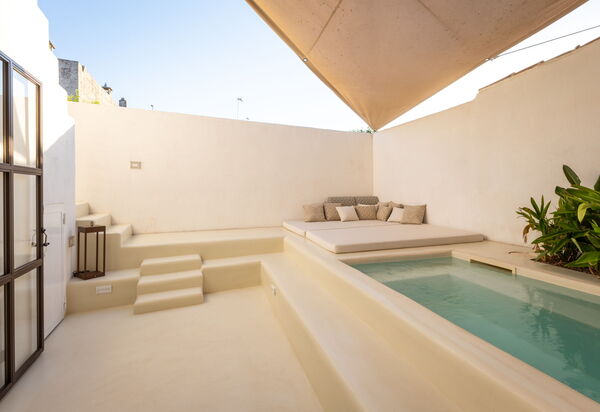 Casa Corte - Palazzo Villani Lubelli: Autunno, Estate, Piscina, Primavera