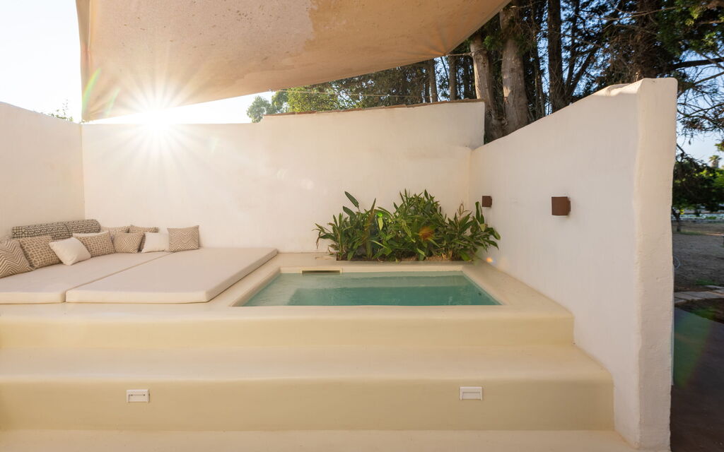 Casa Corte - Palazzo Villani Lubelli: Autumn, Pool, Spring, Summer