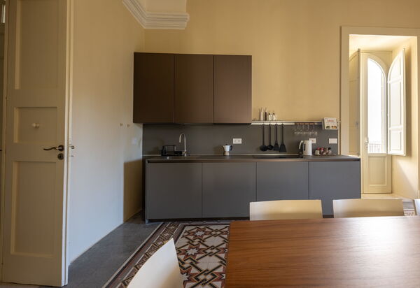 Royal Apartment - Palazzo Villani Lubelli: Autunno, Cucina, Estate, Primavera, Sala da pranzo