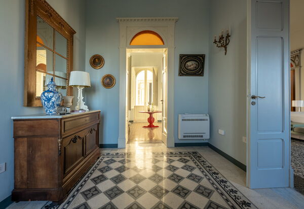 Royal Apartment - Palazzo Villani Lubelli: Autunno, Estate, Primavera, Soggiorno