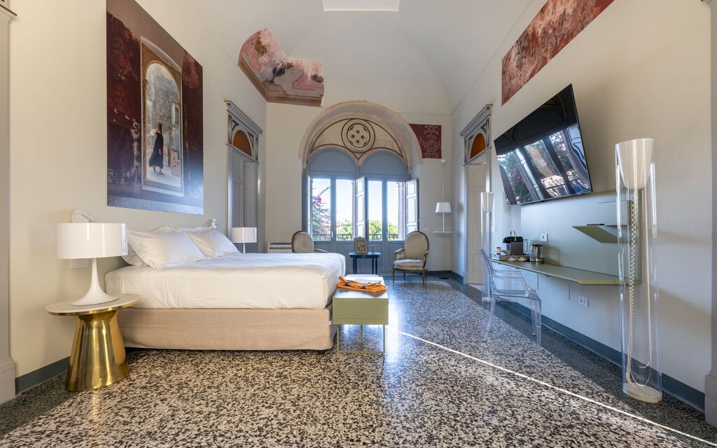 Royal Apartment - Palazzo Villani Lubelli: Autumn, Bedroom, Spring, Summer