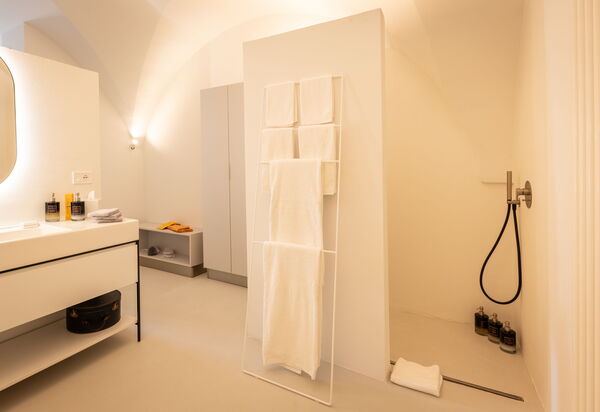 Garden Apartment - Palazzo Villani Lubelli: Autunno, Bagno, Estate, Primavera