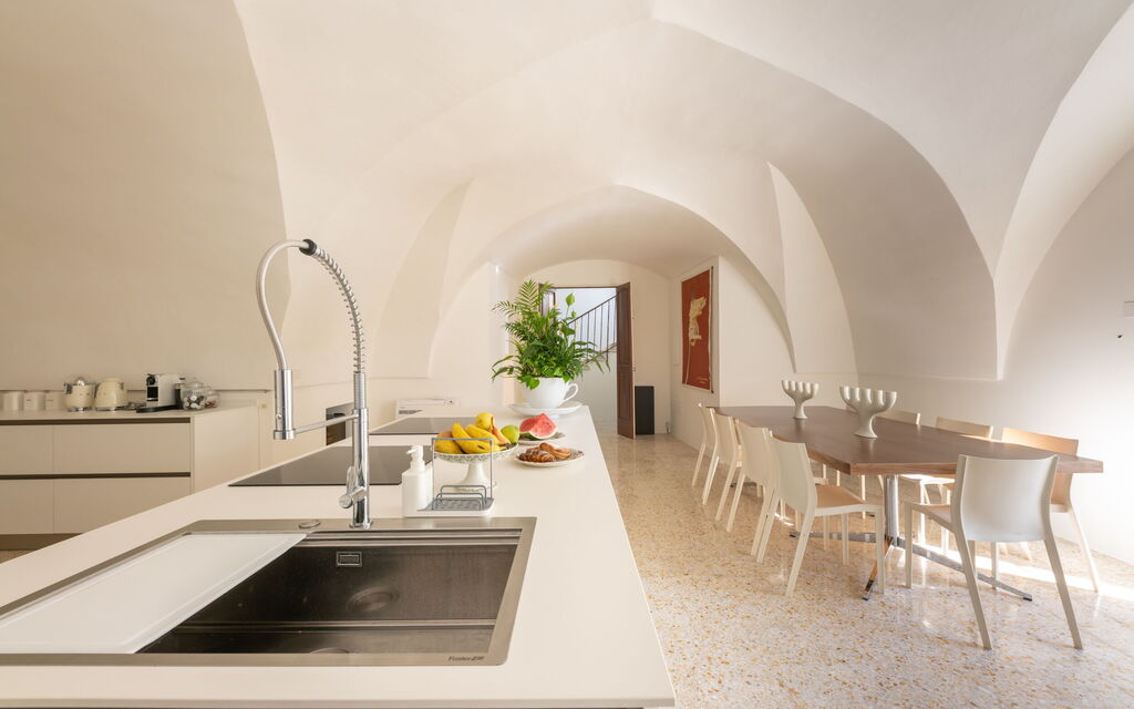 Garden Apartment - Palazzo Villani Lubelli: Autumn, Kitchen, Spring, Summer