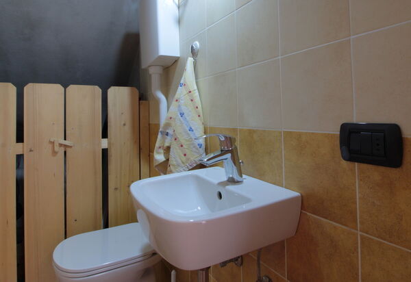 Chalet Genzianella: Autumn, Bathroom, Spring, Summer