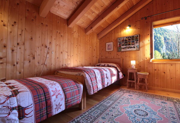 Chalet Genzianella: Autumn, Bedroom, Spring, Summer