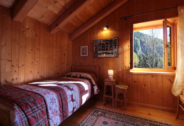 Chalet Genzianella: Autumn, Bedroom, Spring, Summer