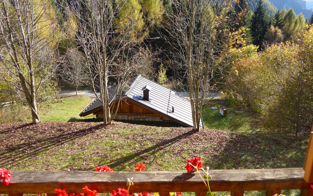 Chalet Genzianella: Autumn, Garden, Spring, Summer