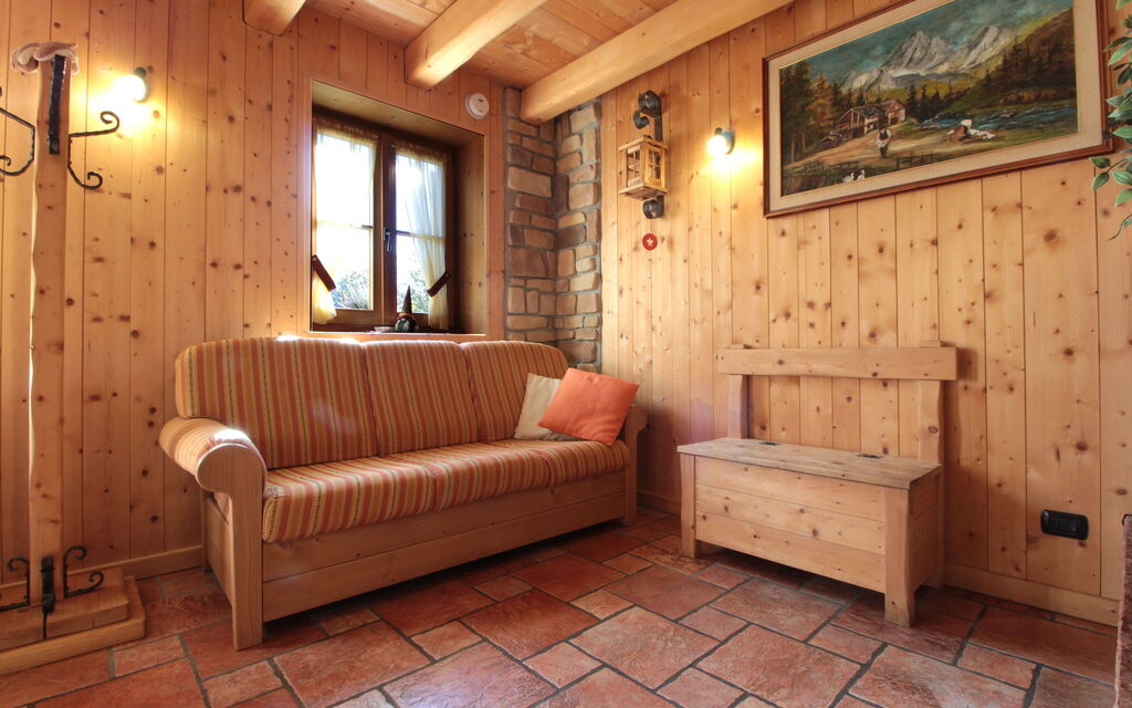 Chalet Genzianella: Autumn, Living Room, Spring, Summer