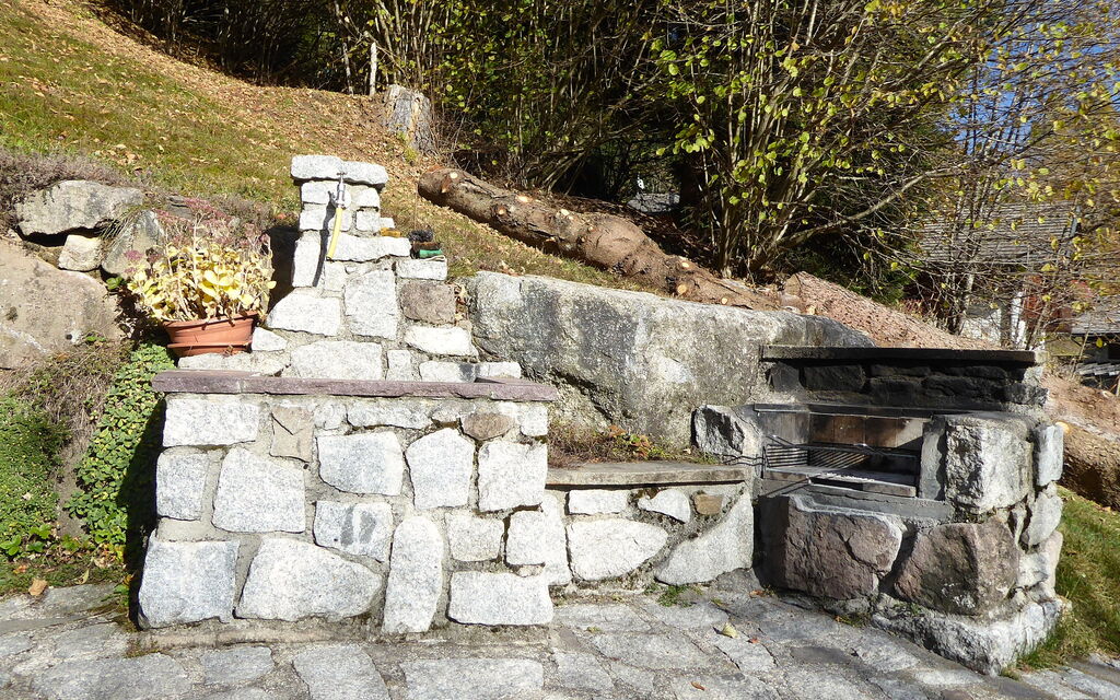 Chalet Genzianella: Autumn, Garden, Spring, Summer