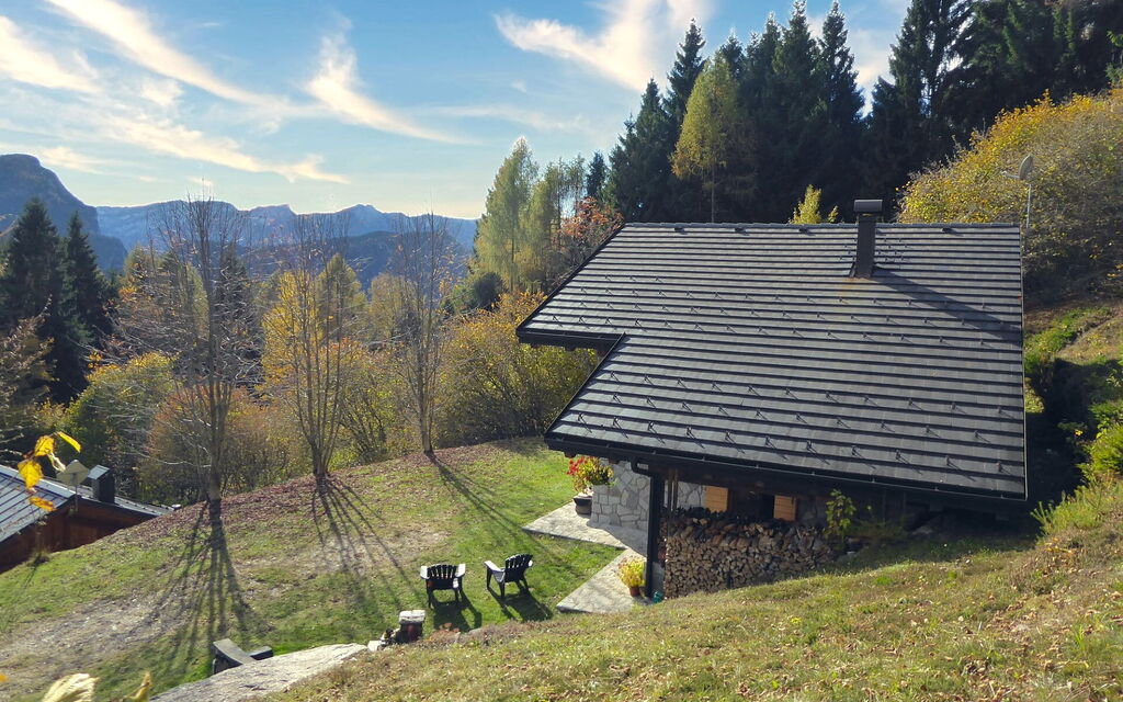 Chalet Genzianella: Autumn, Garden, Spring, Summer