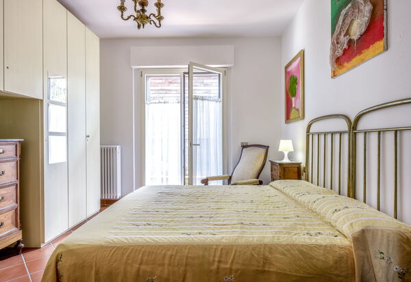 Il Ferrone Apartment with Garden - Greve in Chianti: Autumn, Bedroom, Spring, Summer