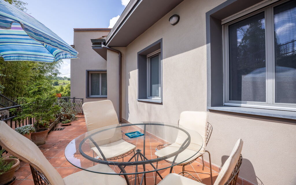 Il Ferrone Apartment with Garden - Greve in Chianti: Autumn, Building Exterior, Spring, Summer