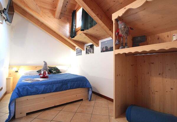 Baita Pranolz: Autumn, Bedroom, Spring, Summer