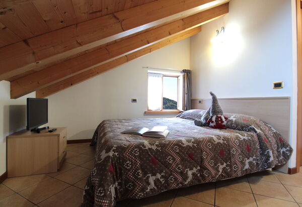 Baita Pranolz: Autumn, Bedroom, Spring, Summer