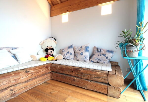 Baita Pranolz: Autumn, Living Room, Spring, Summer