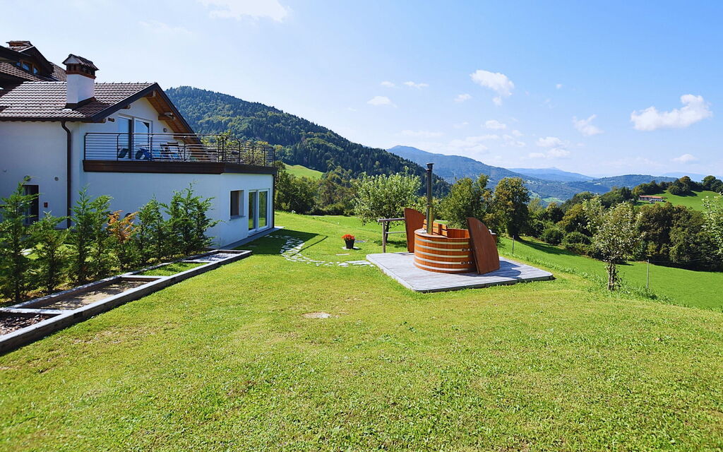 Baita Pranolz: Autumn, Garden, Spring, Summer