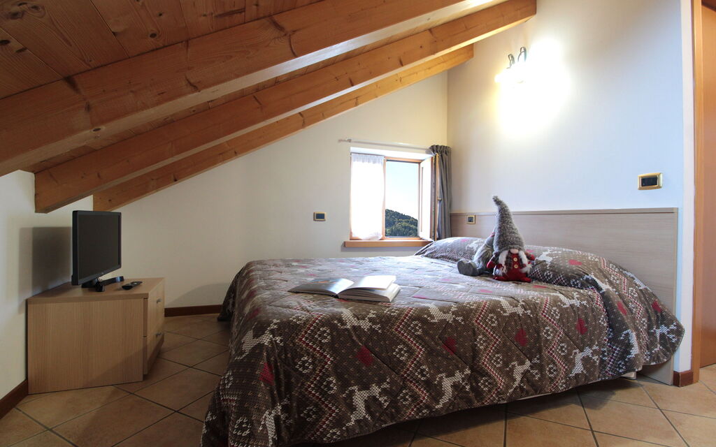 Baita Pranolz: Autumn, Bedroom, Spring, Summer