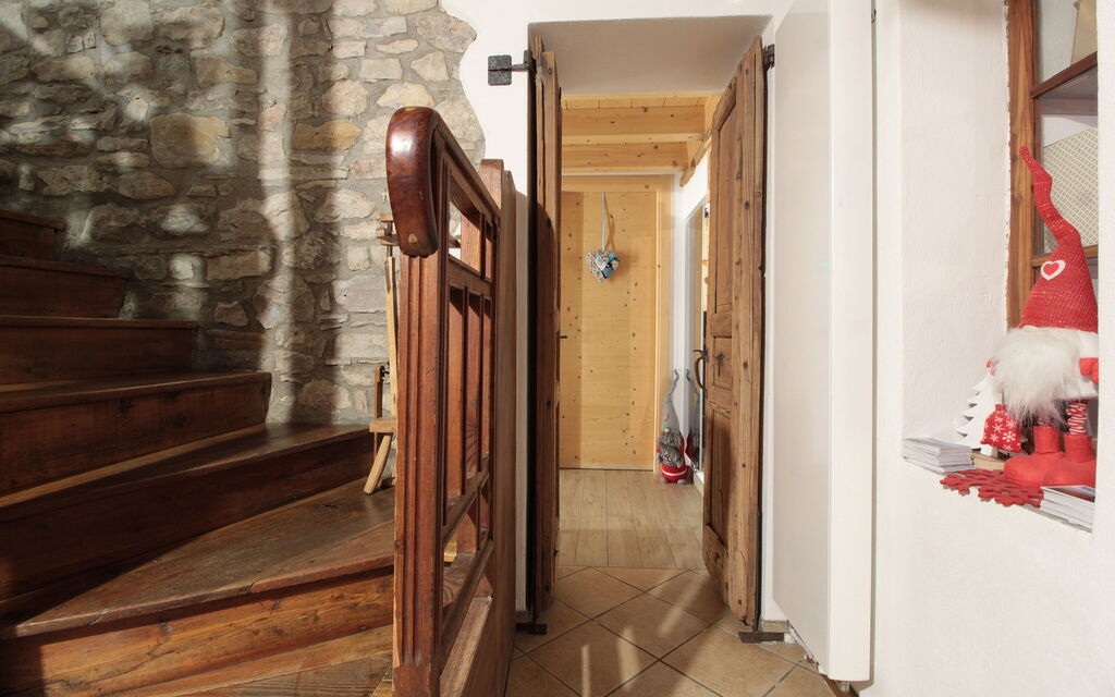 Baita Pranolz: Autumn, Room Detail, Spring, Summer