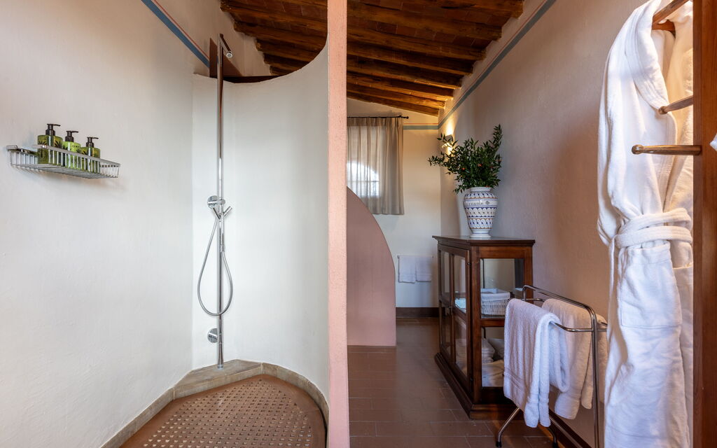 Il Gabbro, Luxury Experience: Autunno, Bagno, Estate, Primavera