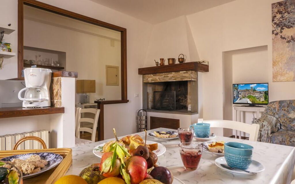 Appartamento la Fontana, Assisi: Autumn, Kitchen, Living Room, Spring, Summer