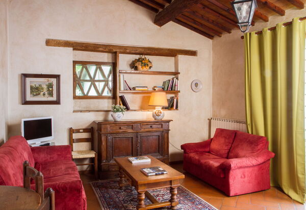 Relais de Ricci: Autumn, Living Room, Spring, Summer