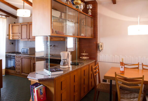 Relais de Ricci: Autumn, Kitchen, Spring, Summer