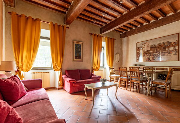 Relais de Ricci: Autumn, Living Room, Spring, Summer