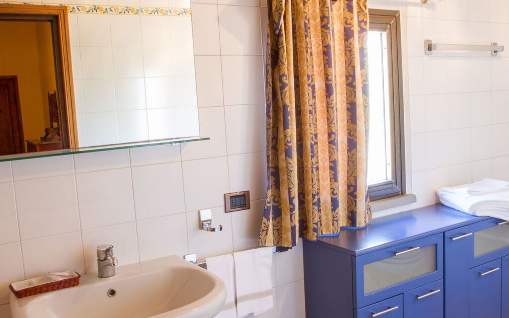 Relais de Ricci - : Autumn, Bathroom, Spring, Summer