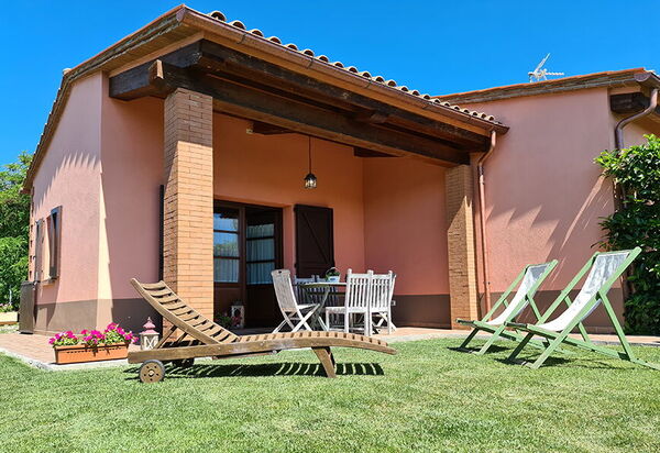 Appartamento Girasole Seaside and Pool: Autunno, Balcone / Terrazza / Patio, Estate, Primavera