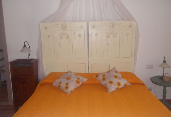 Appartamento Girasole Seaside and Pool: Autunno, Camera da letto, Primavera