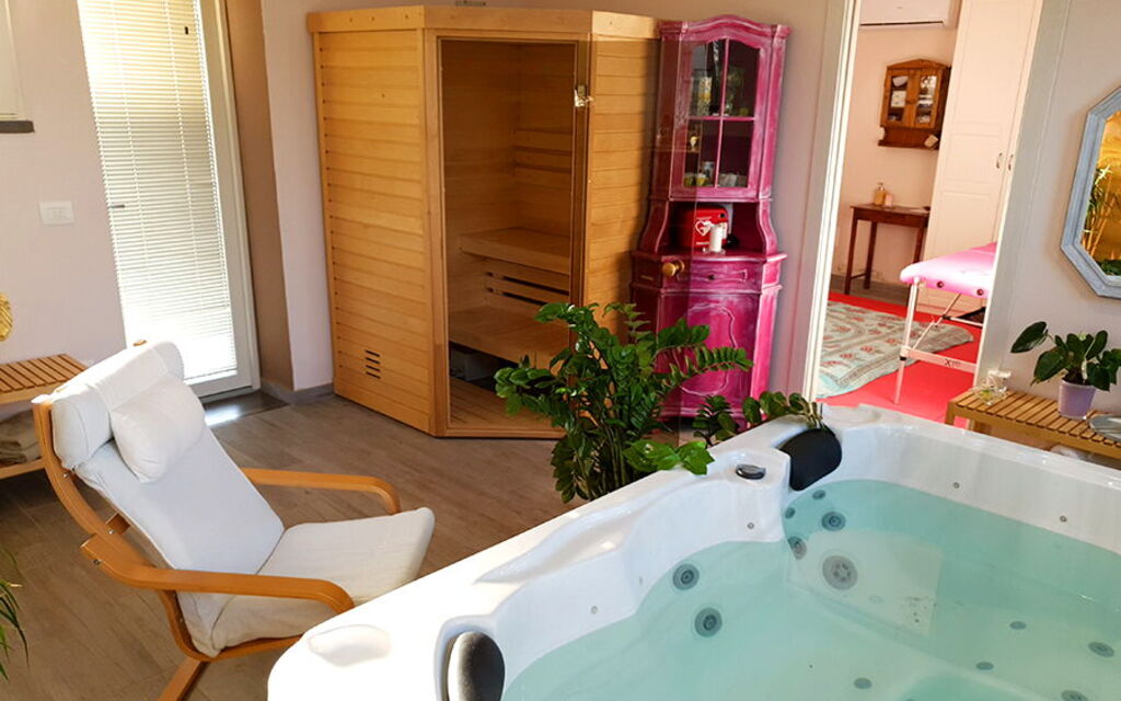 Appartamento Papavero Seaside and Pool: Autumn, Summer, Wellness, Winter