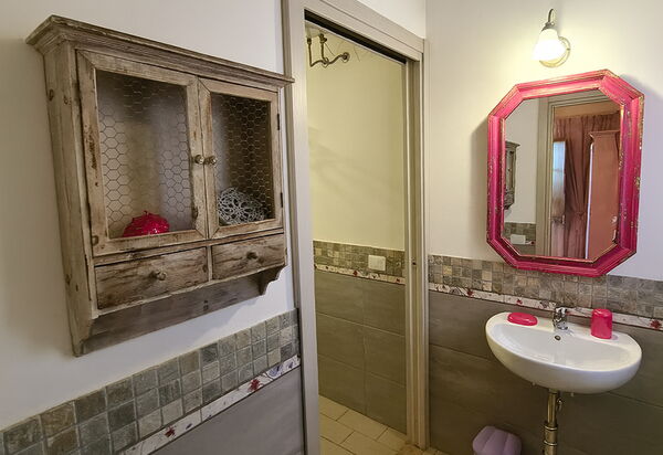 Suite Orchidea Seaside and Pool: Autunno, Bagno, Estate, Primavera