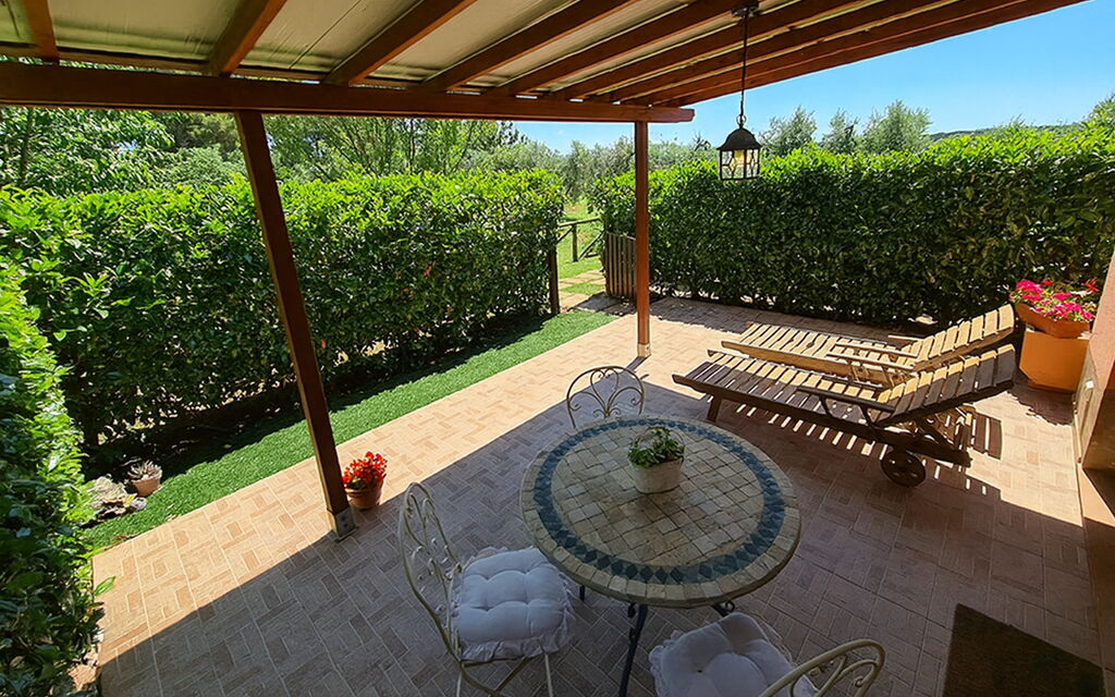 Suite Orchidea Seaside and Pool: Autunno, Balcone / Terrazza / Patio, Estate, Primavera