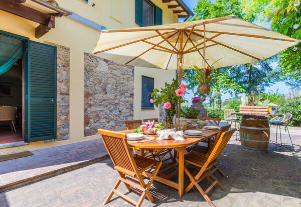 Podere la Botte, Pool, Lari: Autunno, Estate, Giardino, Primavera