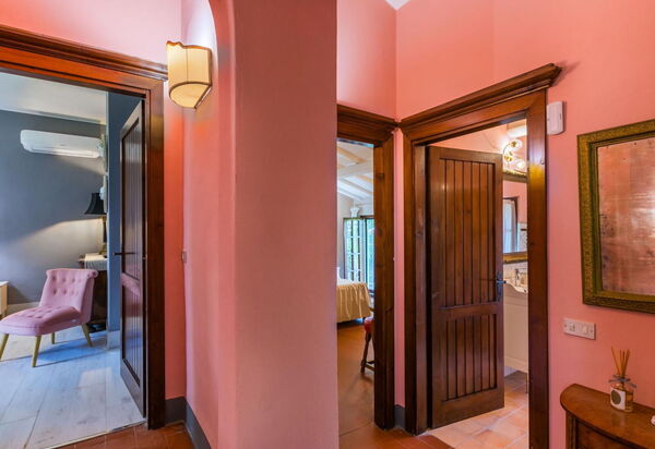 Podere la Botte, Pool, Lari: Autunno, Dettagli della stanza, Estate, Primavera