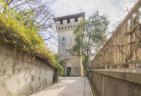 Torre Dell'Amore, Genova, Seaview: Autunno, Entrata Principale, Estate, Primavera
