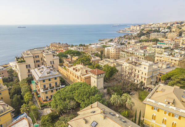 Torre Dell'Amore, Genova, Seaview: Autunno, Estate, Primavera, Vista Panoramica
