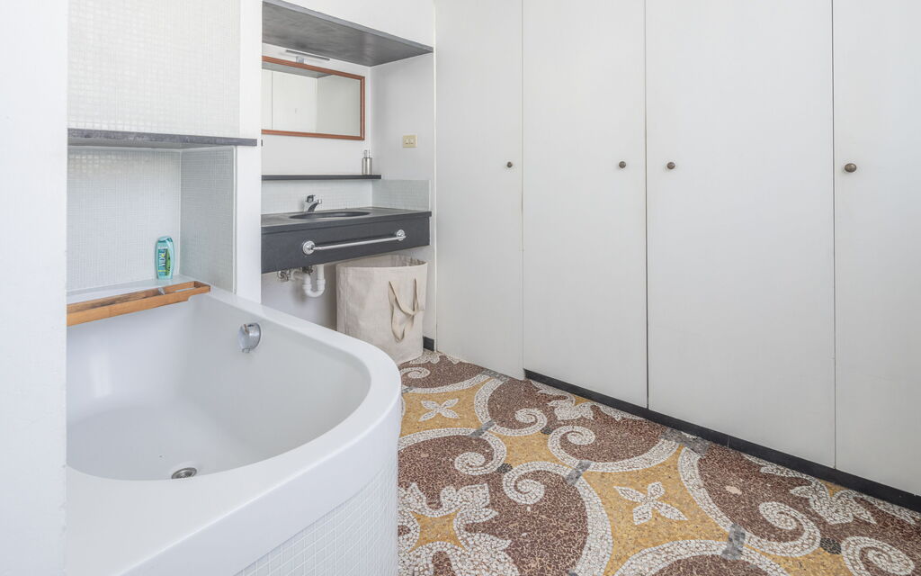 Torre Dell'Amore, Genova, Seaview: Autunno, Bagno, Estate, Primavera