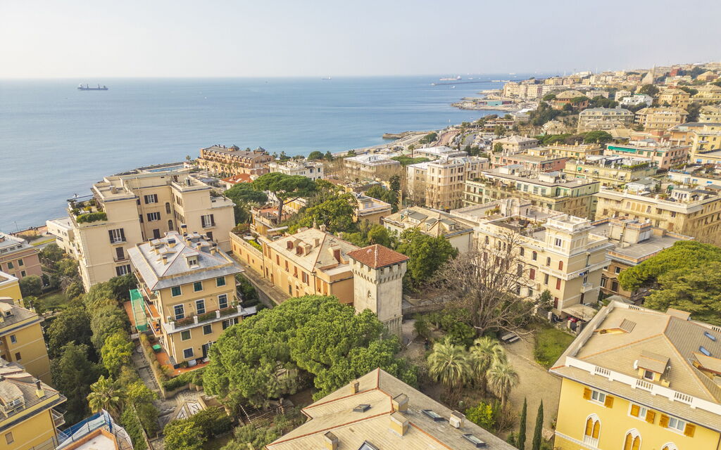 Torre Dell'Amore, Genova, Seaview: Autunno, Estate, Primavera, Vista Panoramica