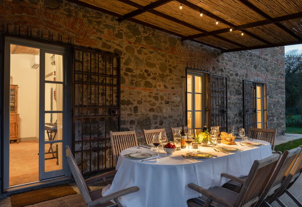 La Morella: Balcony / Terrace / Patio, Building Exterior, Outdoor