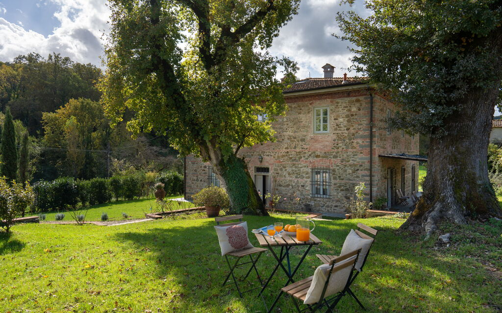 La Morella: Building Exterior, Main Entrance, Outdoor, Pool