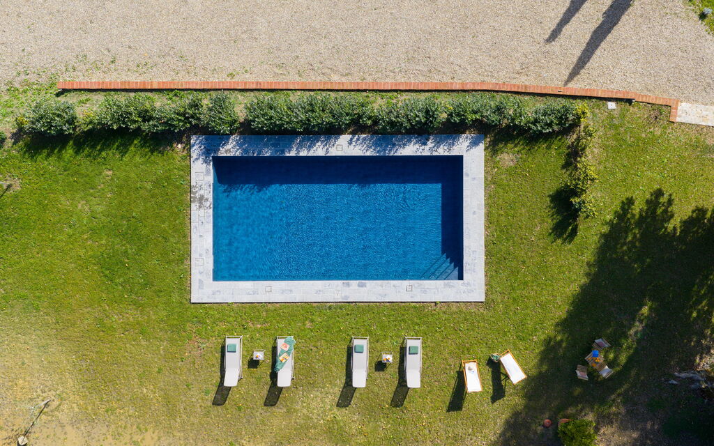 La Morella: Building Exterior, Outdoor, Pool