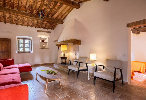 Amelia House Private Pool, Casole Elsa, Monti: Autunno, Estate, Primavera, Soggiorno