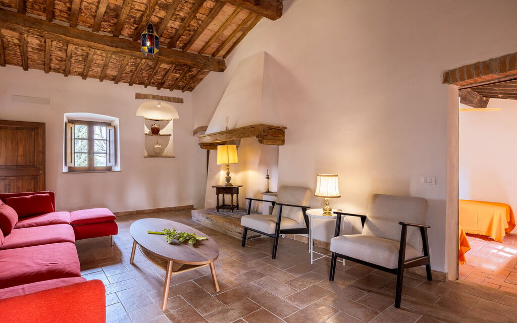 Amelia House Private Pool, Casole Elsa, Monti: Autumn, Living Room, Spring, Summer